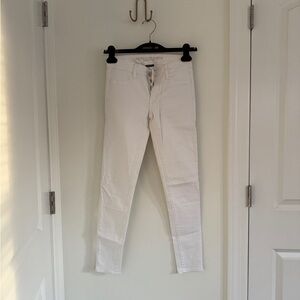 American Eagle Women's White Jeans Size 0